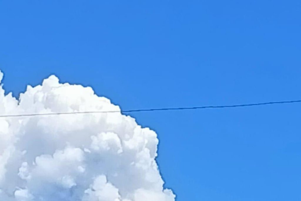 Una_nube_eruttiva_alta_alcuni_