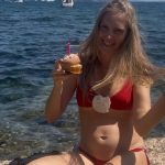 Irene Cioni incinta della seconda figlia: un’estate tra famiglia e attesa al mare