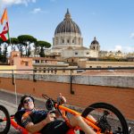 Jimmy Pelletier parte da Roma per un tour mondiale in handbike di 400mila km tra 27 paesi e 5 continenti