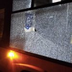 Lancio di pietre contro autobus Anm a Napoli, ferita una vetrata ma nessun passeggero colpito
