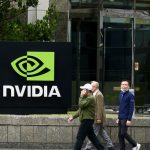 Nvidia batte le previsioni con utili in forte crescita e conferma la domanda di chip AI nonostante le tensioni con la Cina