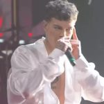 Blanco rinuncia a due eventi musicali per problemi di salute non gravi, ipotesi Sanremo 2026 in vista