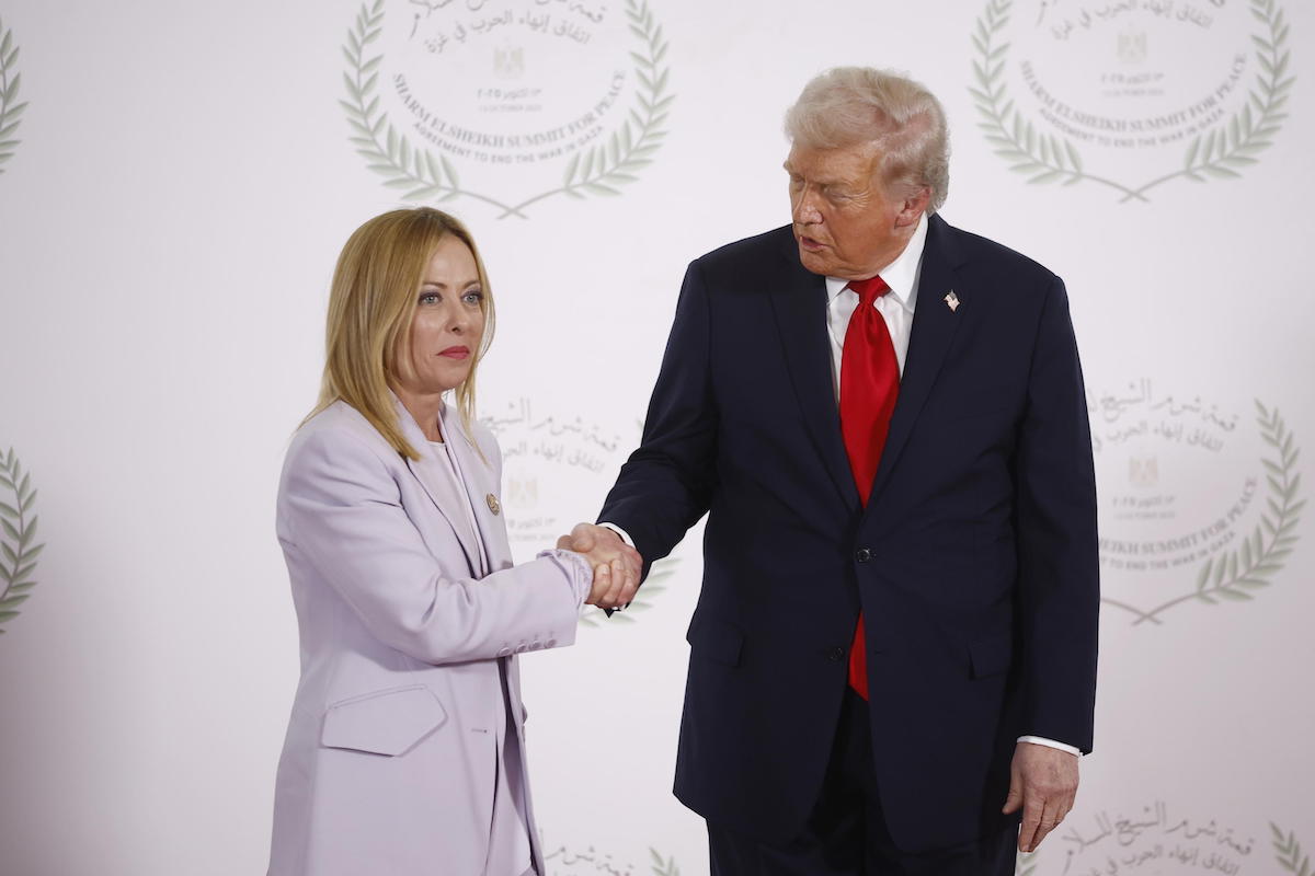 Scontro diplomatico Roma-Washington: Trump attacca Meloni, Tajani annulla il viaggio negli Stati Uniti