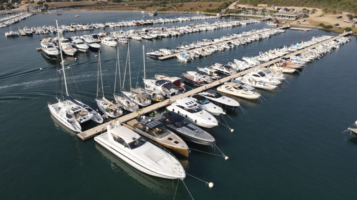 Distributore carburante nautico vicino Porto Cervo: una nuova soluzione per chi naviga in Costa Smeralda